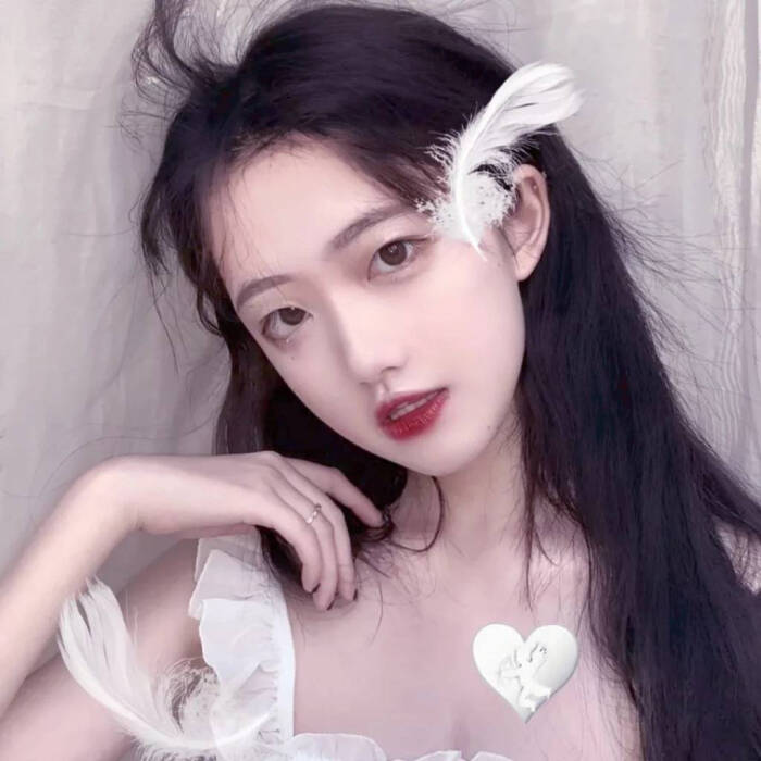 【女生头像】by 子莘分享头像/壁纸/背景图/明星ins/美图 以及其他