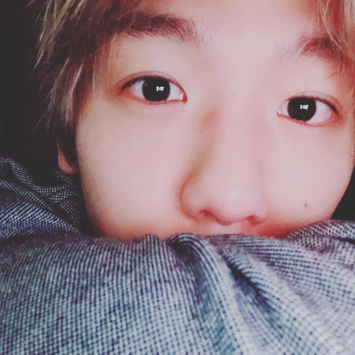 181225 伯贤ins/tw更新