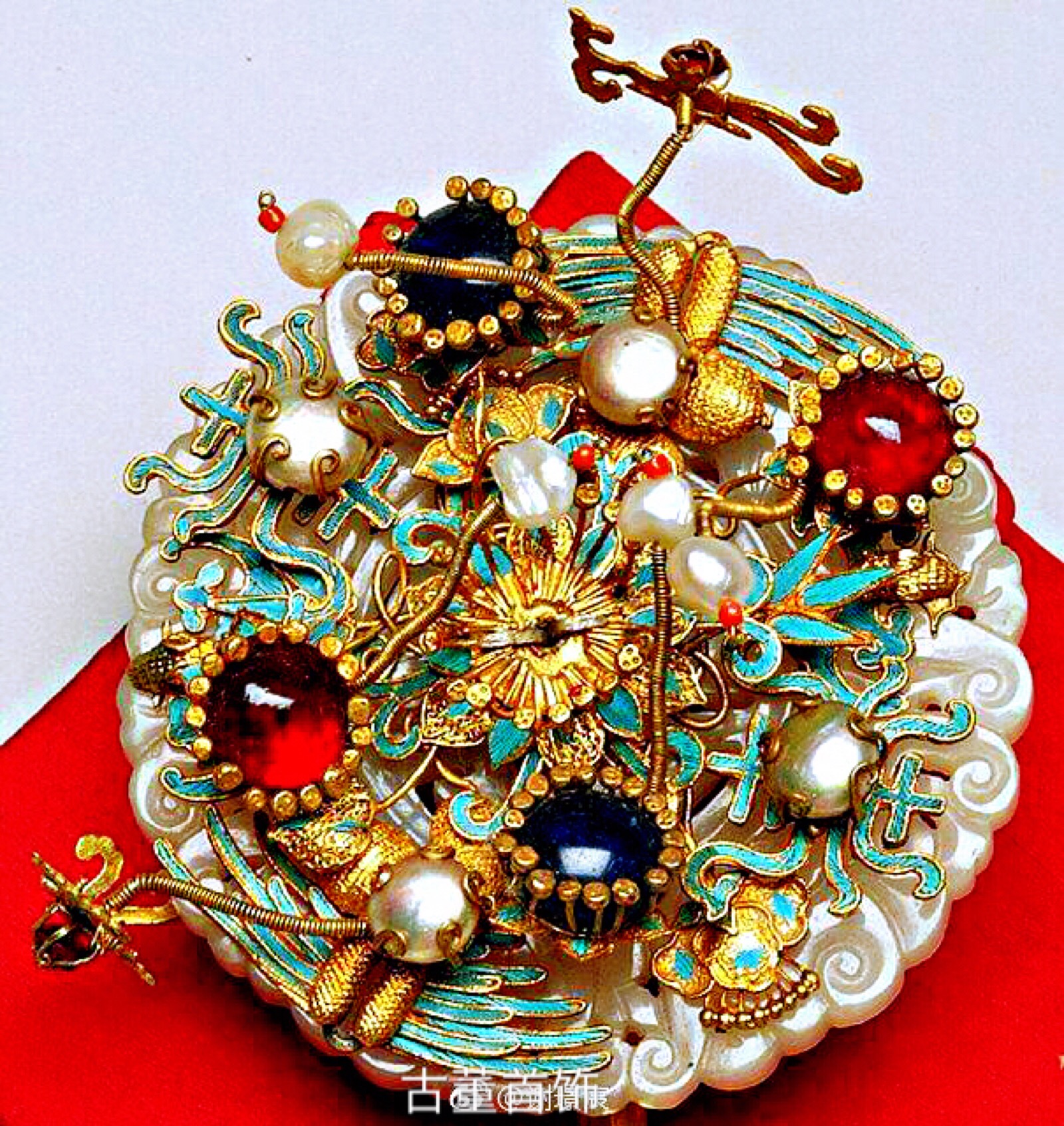 清「寿」字纹主题的点翠头饰