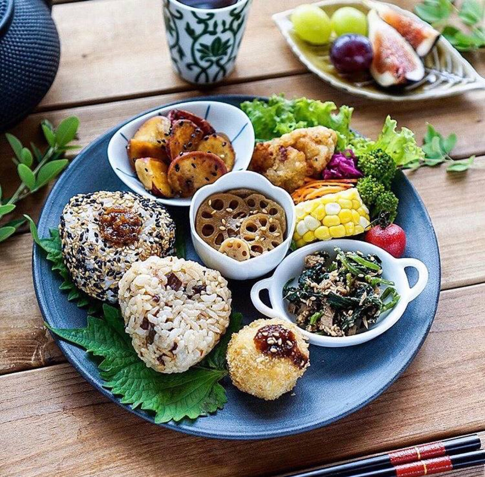 摆盘精致的日本料理,很是吸睛.ins:aya_m08