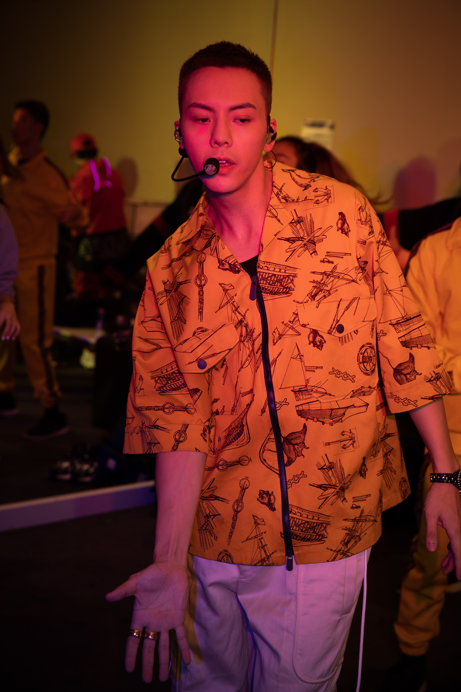 【陈伟霆 william chan】181231 江苏卫视跨年 后台花絮 无水印 1600