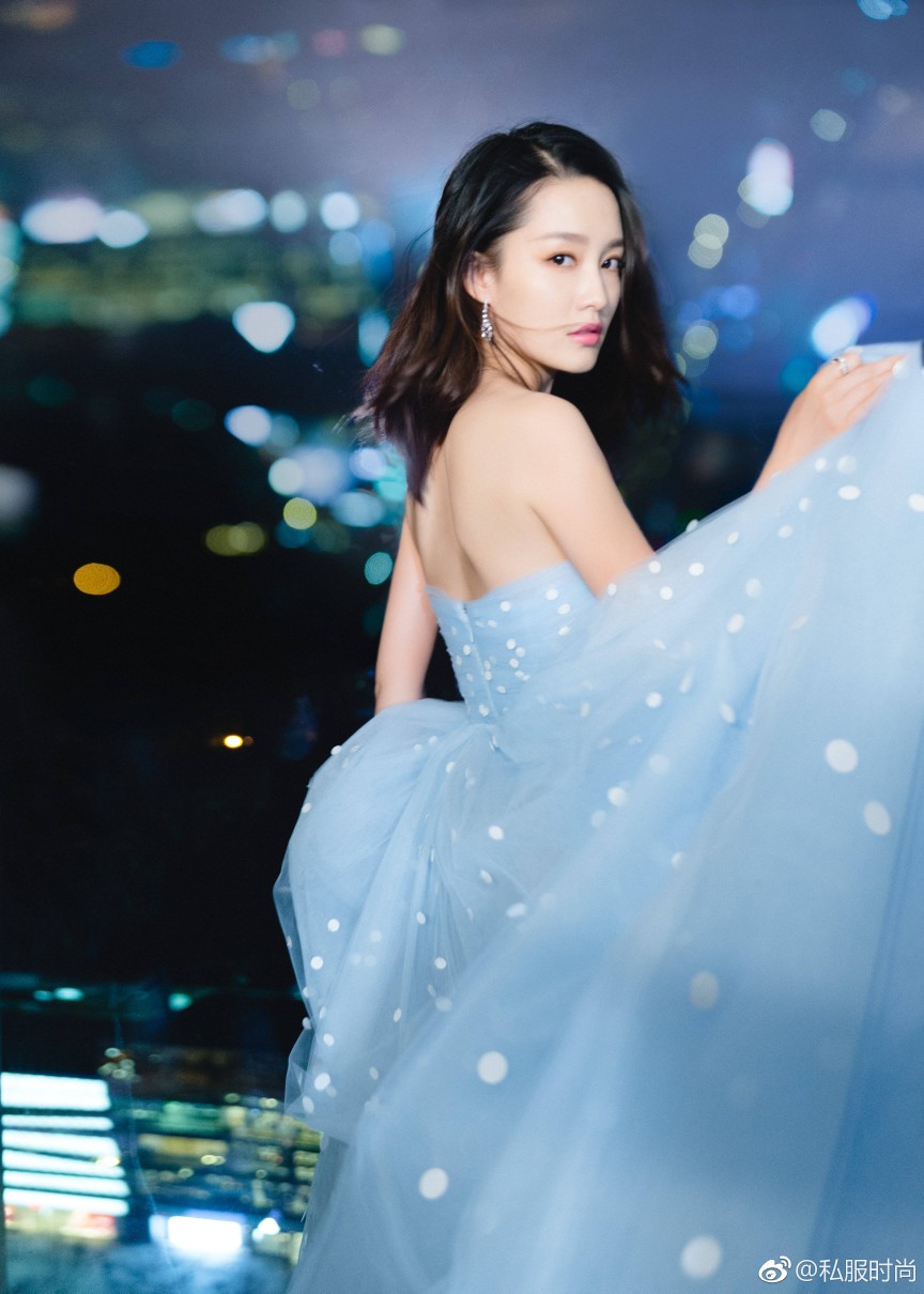 李沁#×12月造型总结|沁姑娘总是那么清新脱俗,镜头感完美至极