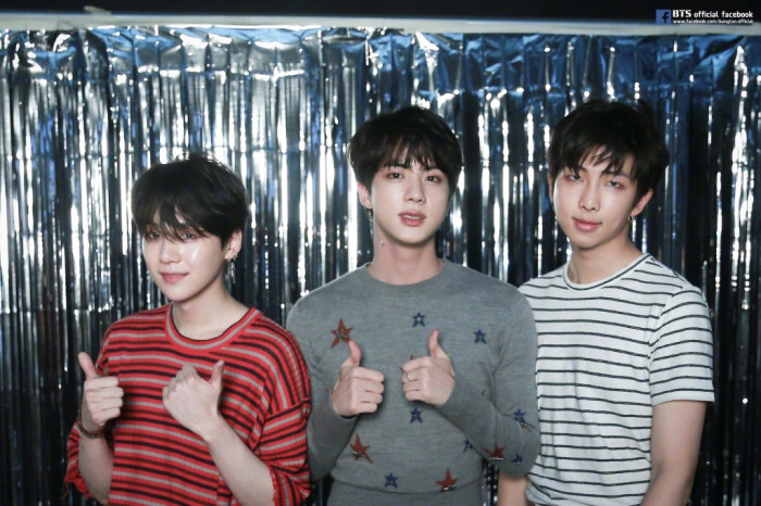 防弹少年团 bts 田柾国 朴智旻 金泰亨 金南俊 闵玧其 金硕珍 郑号锡