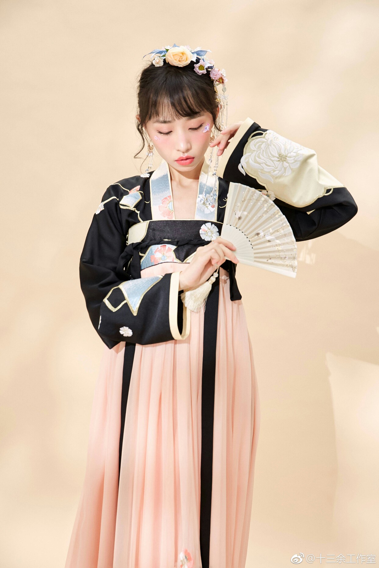 十三余小豆蔻儿