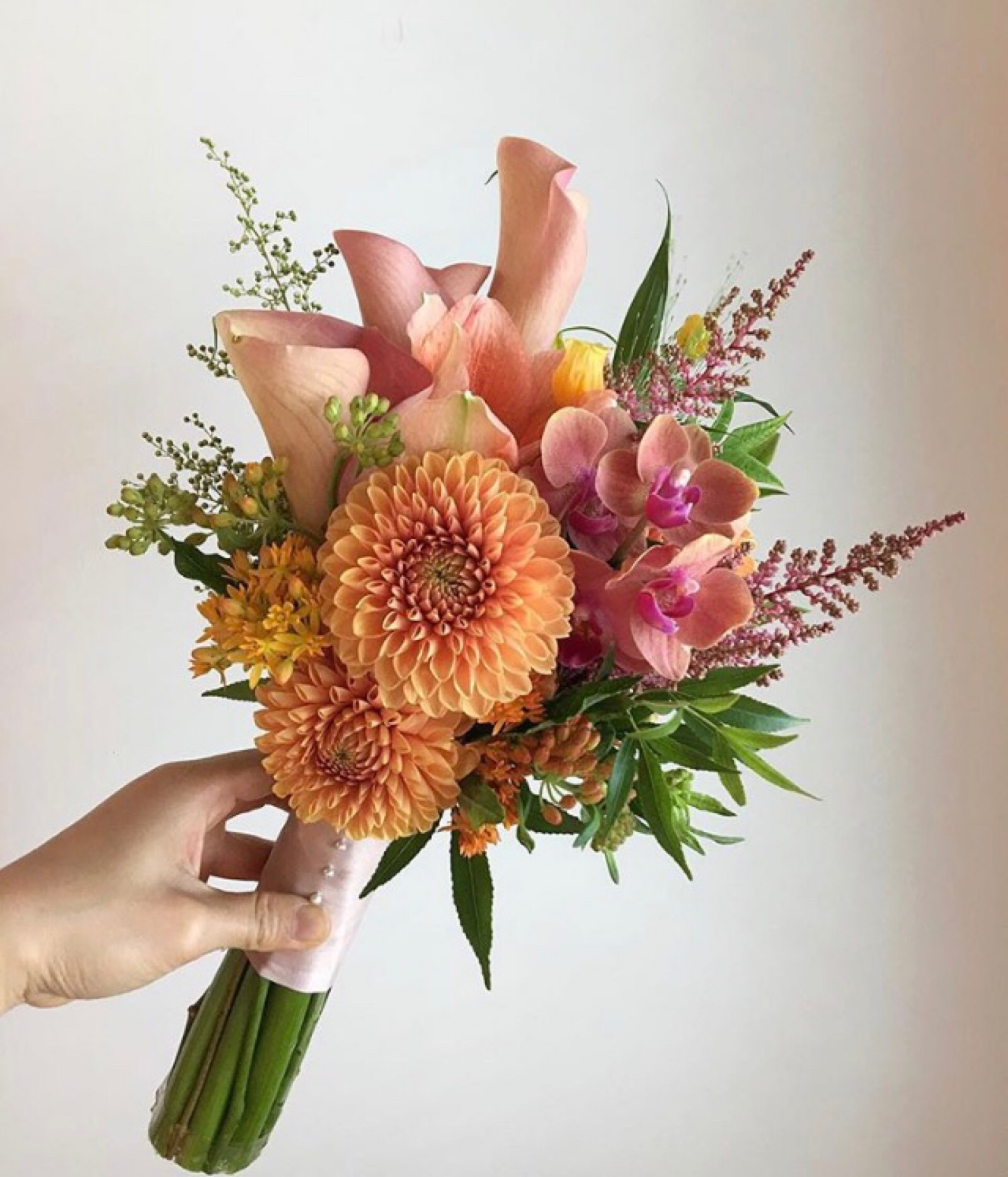 韩式新娘手捧花束