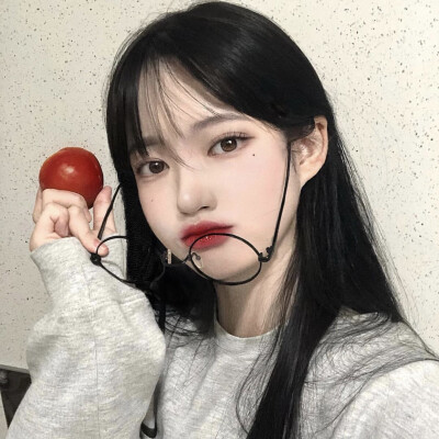 女生头像点赞暴富