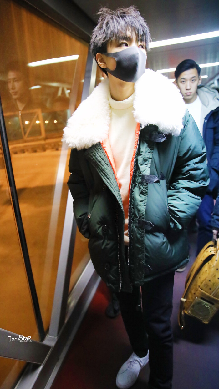 王俊凯×2019.01.13 北京—重庆出发×cr:logo