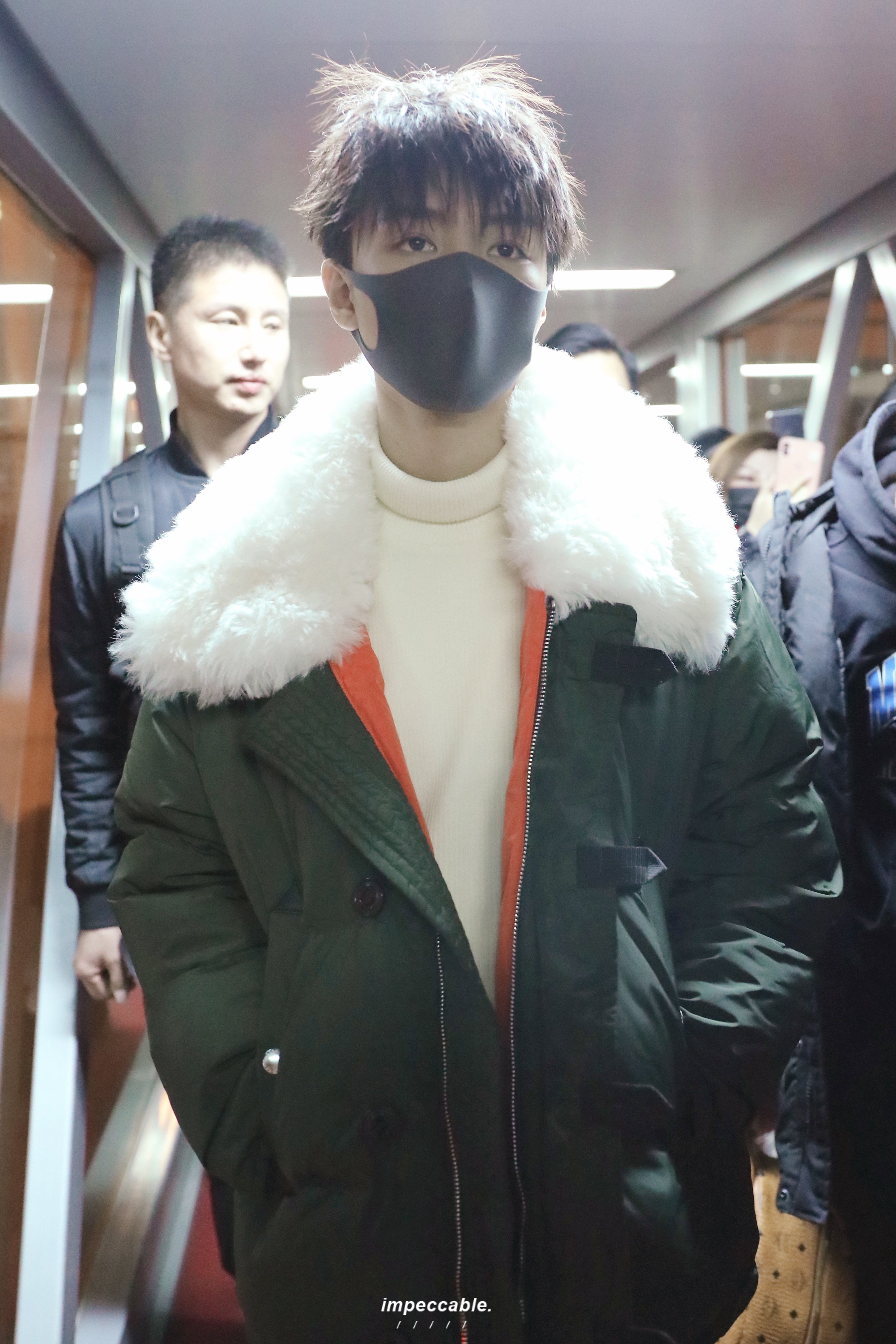 王俊凯×2019.01.13 北京—重庆出发×cr:logo