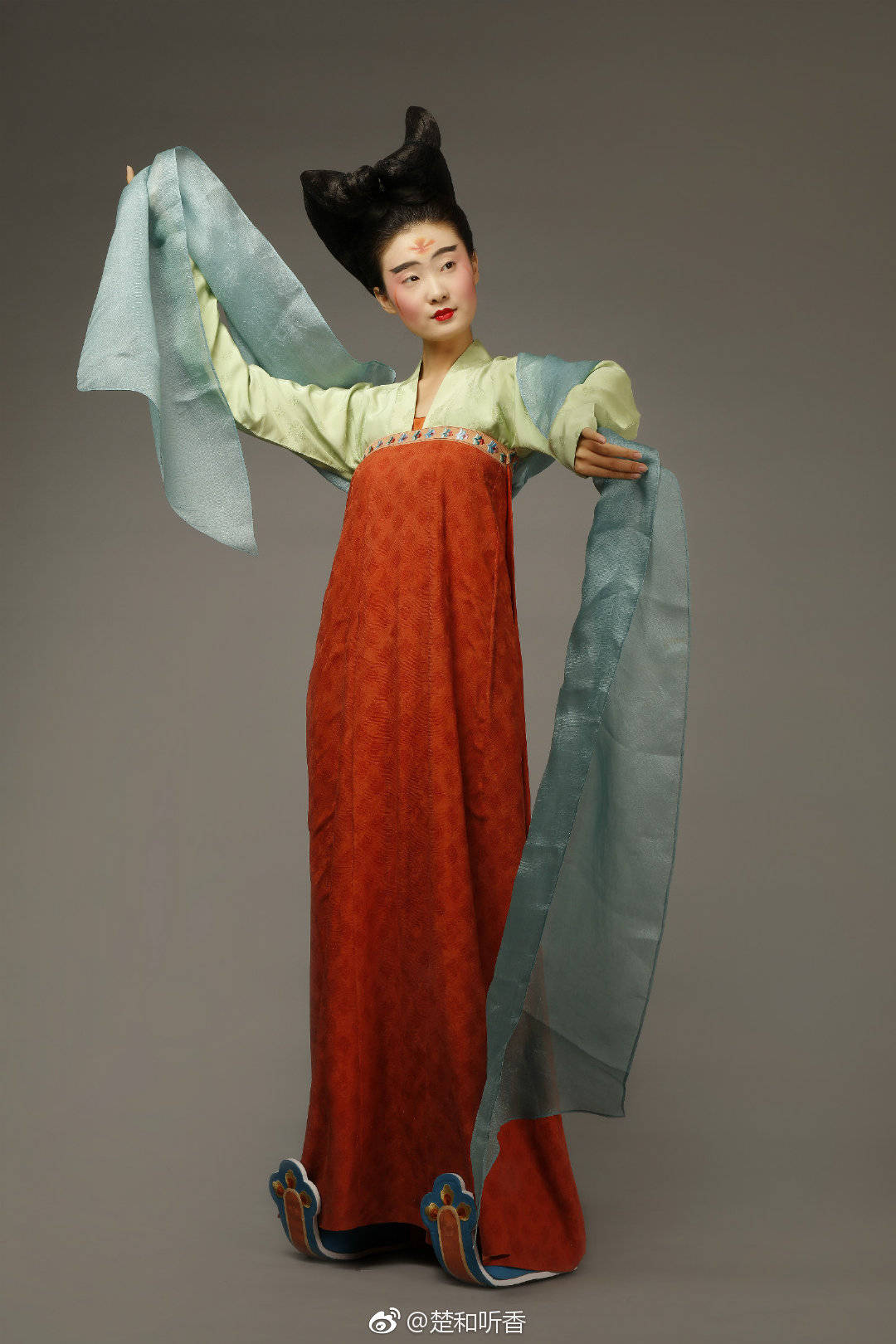 唐代服饰的样式图片