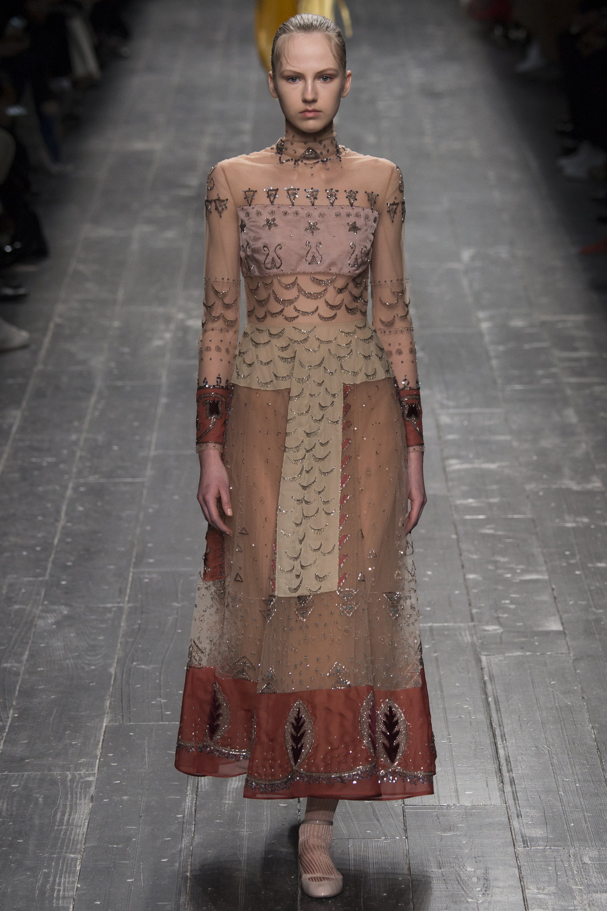 valentino 2016年秋冬虾拼:人人都是设计师圆服装设计师的品牌梦