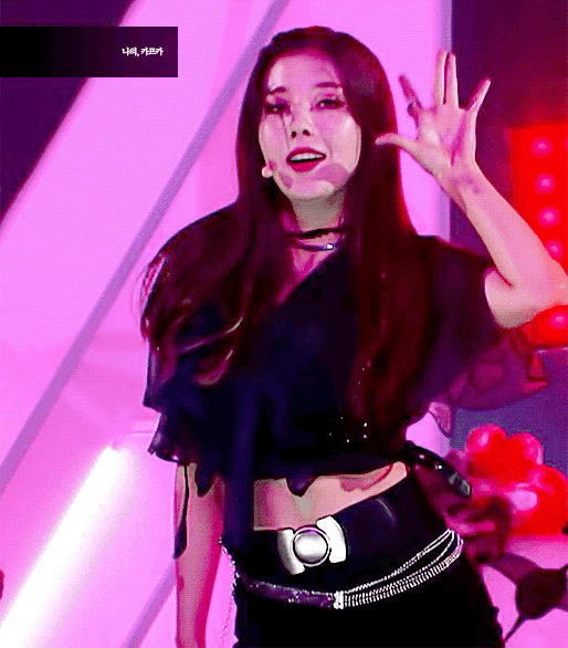 izone/权恩妃/权恩菲/权姐/女士/名人/兔子/eunbi