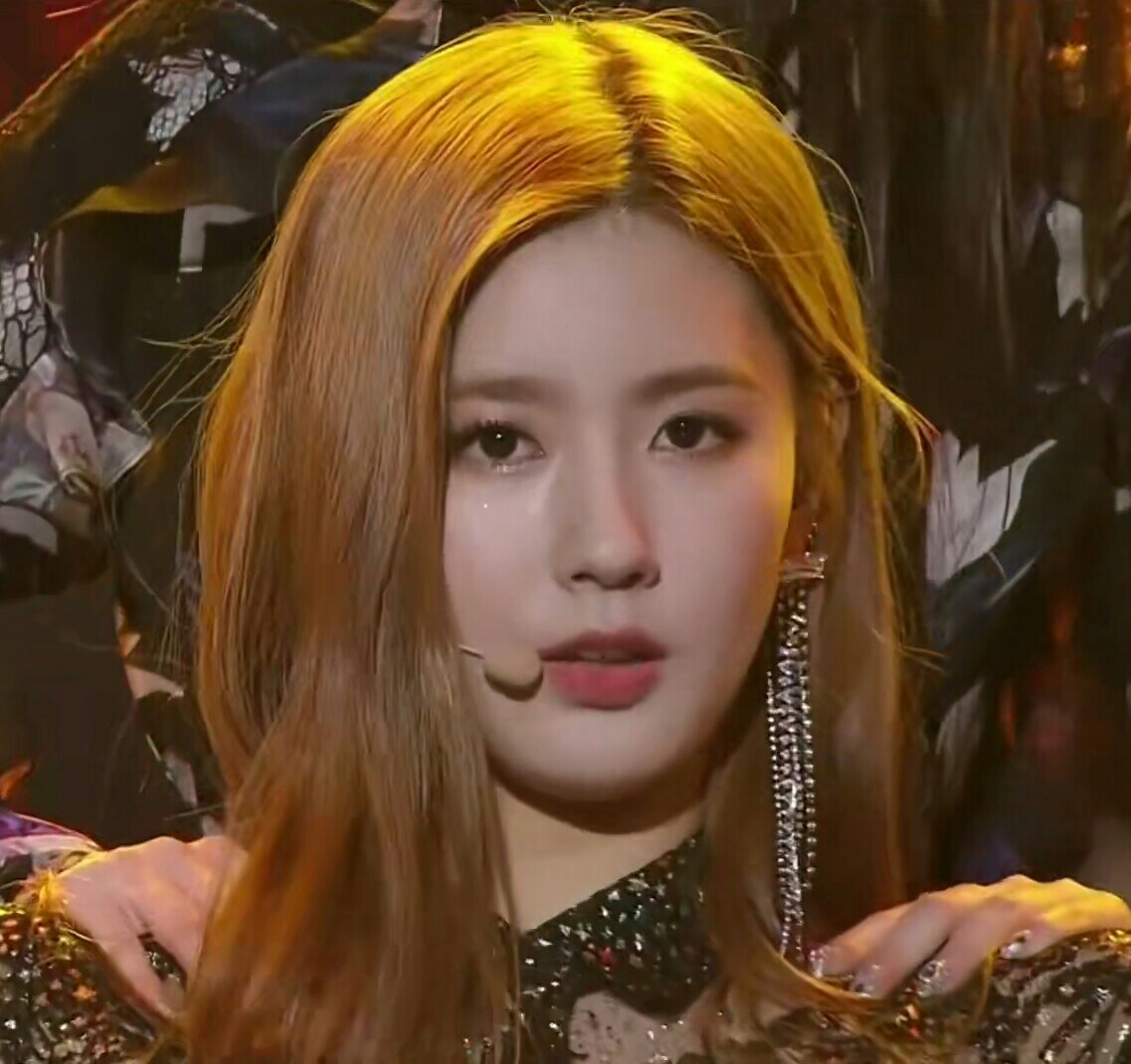 (g)i-dle__赵美延
