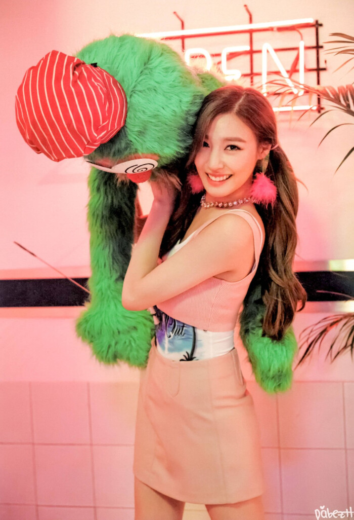 tiffany黄美英