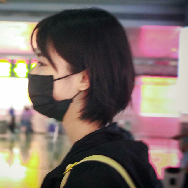 沈月头像