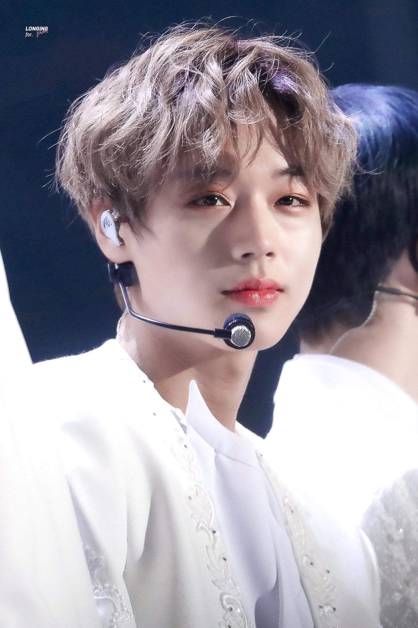 朴志训jihoon.