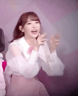 小鲨鱼gura图片gif,小鲨鱼gura izone/宫脇咲良/宫脇咲良/sakura/小亮/小樱花/樱花/gura/老宫/kura