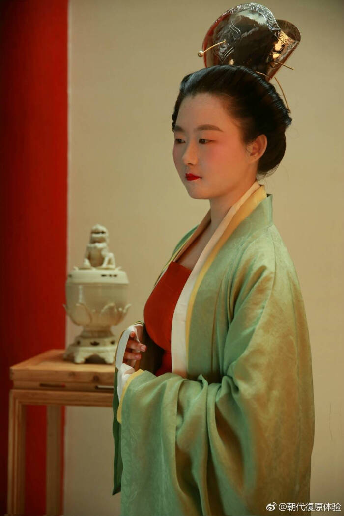 宋仕女服饰复原