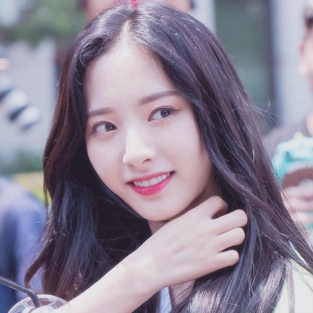 金知妍头像二传堆糖浪漫因素