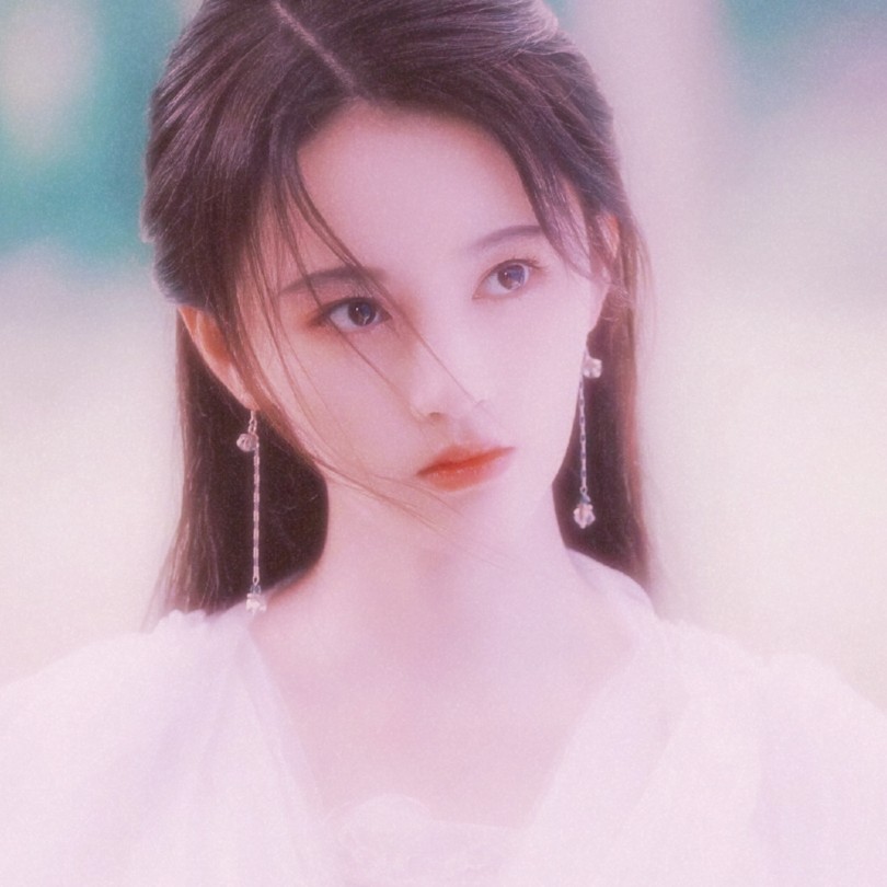 鞠婧祎头像/by奶糖泡芙-堆糖,美好生活研究所