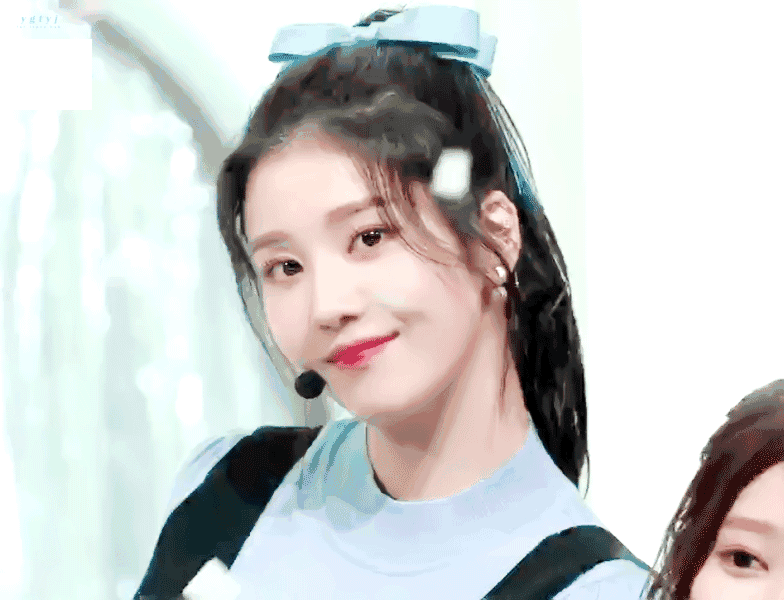 权恩菲 gif