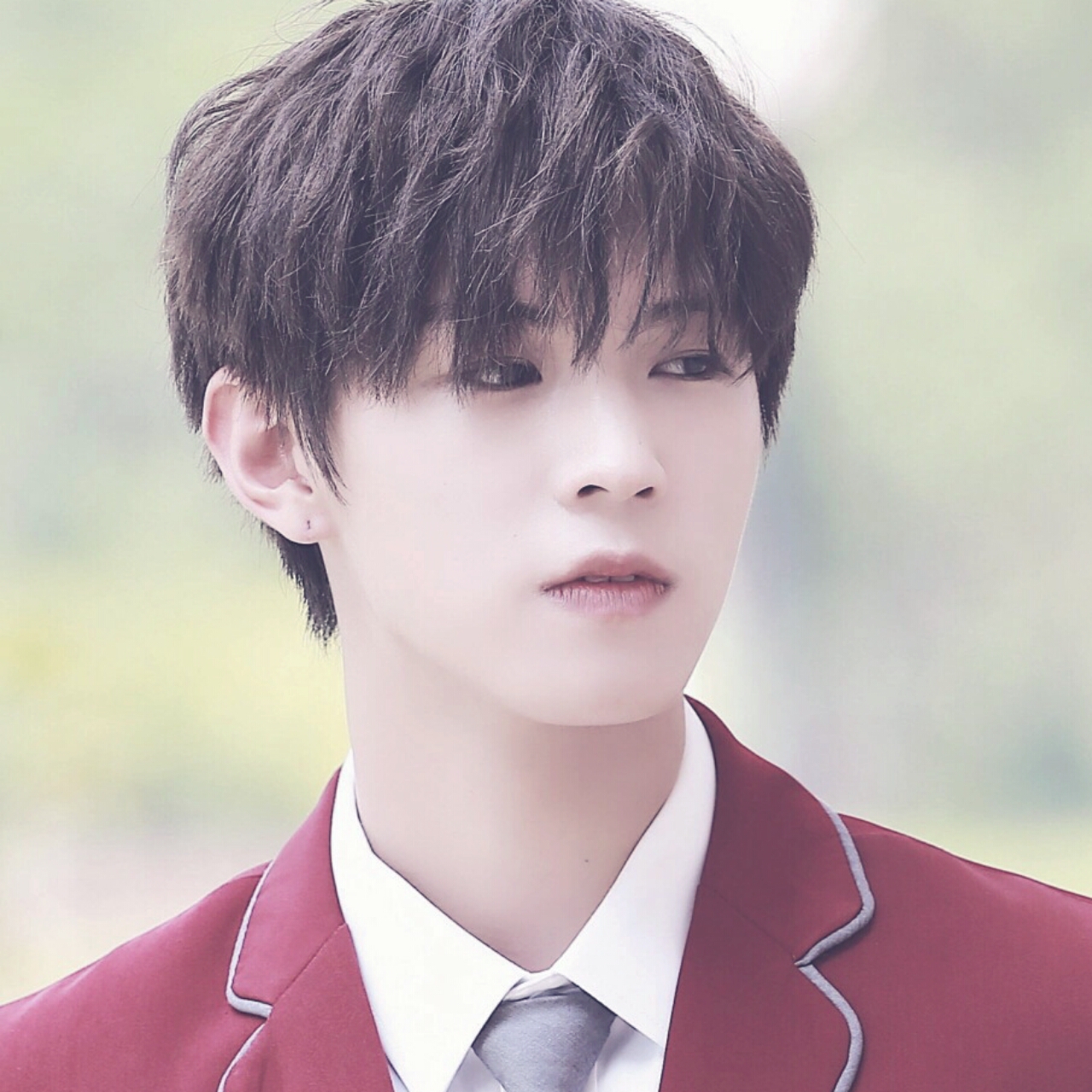 图源catchme0411李希侃