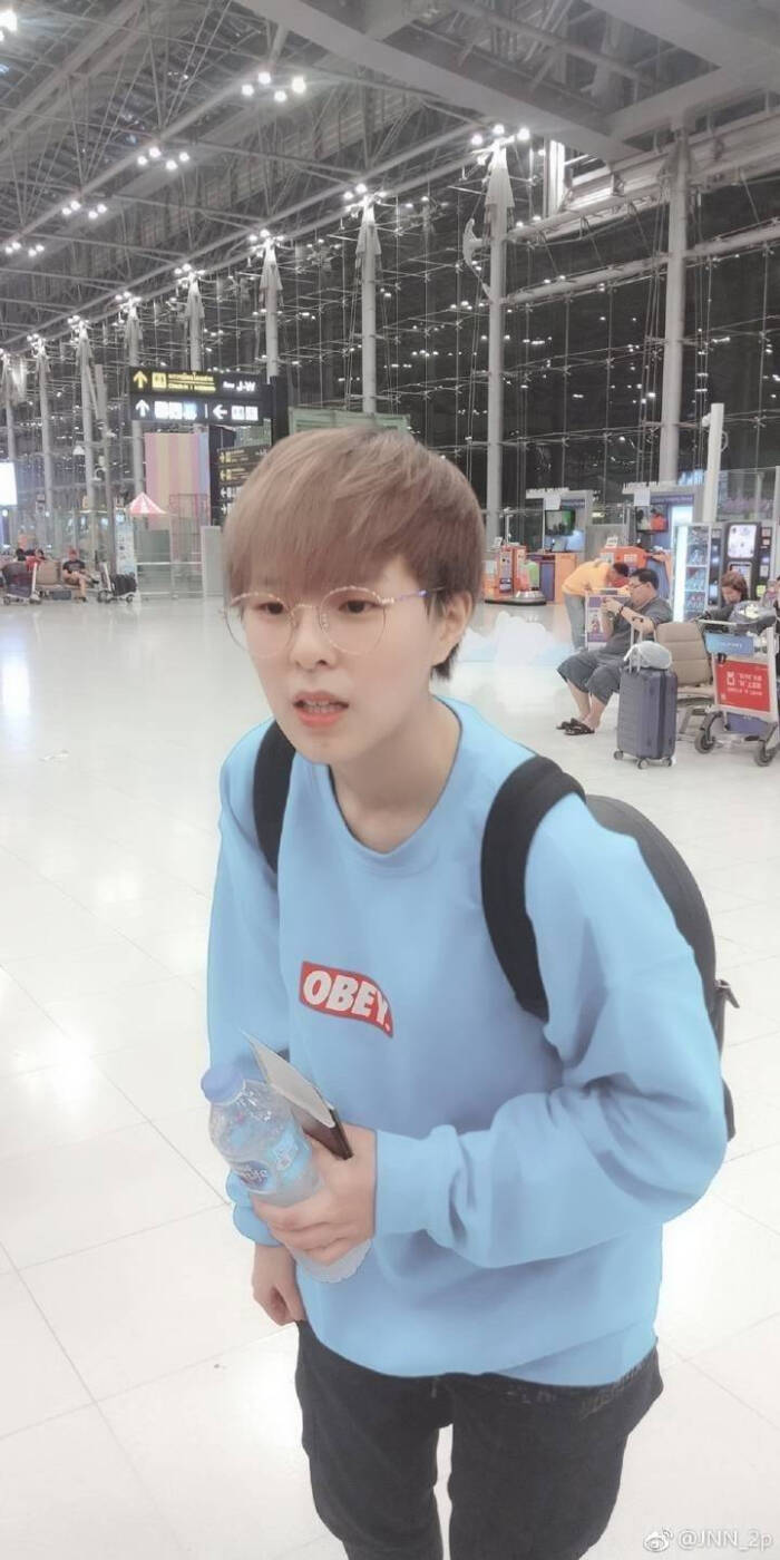 杨芸晴 