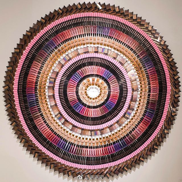 物品排列:圆形~ 作者:adam hillman