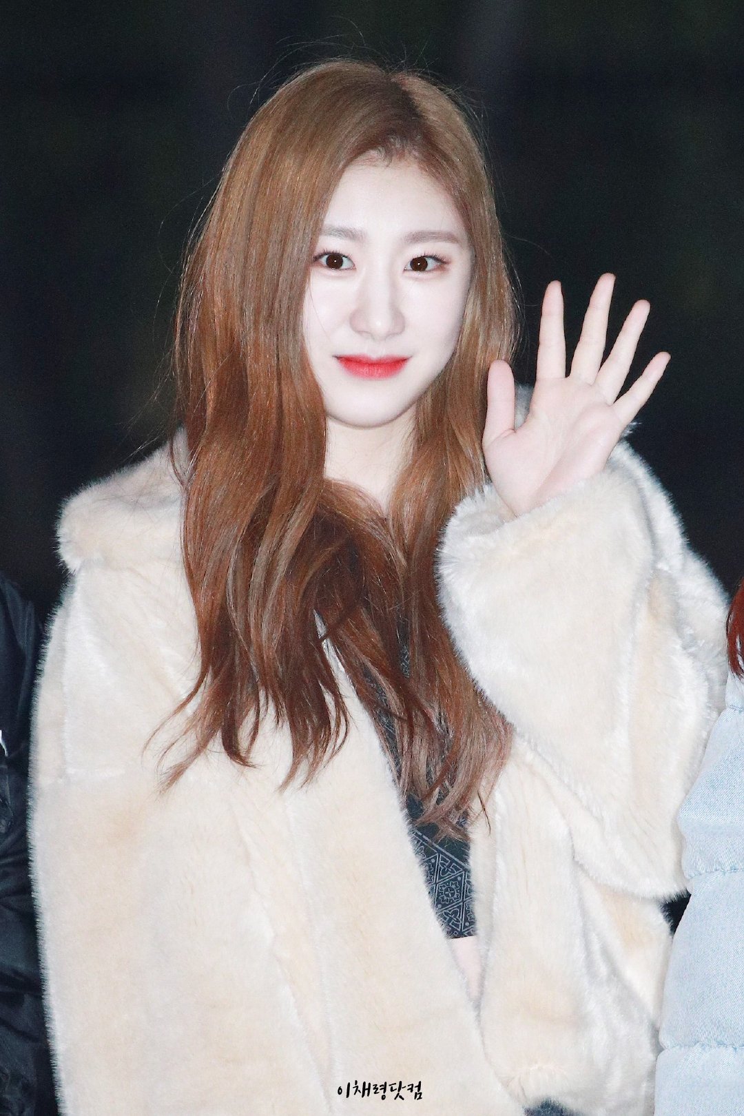 李彩玲-lee chaeryeong