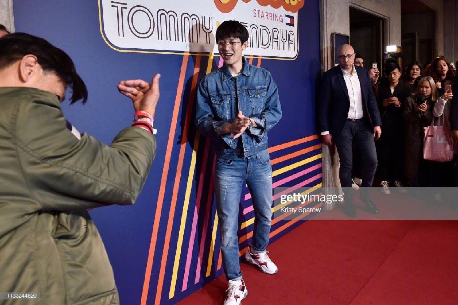 朴灿烈##朴灿烈巴黎时装周# 190303 tommy hilfiger巴黎时装周 cr