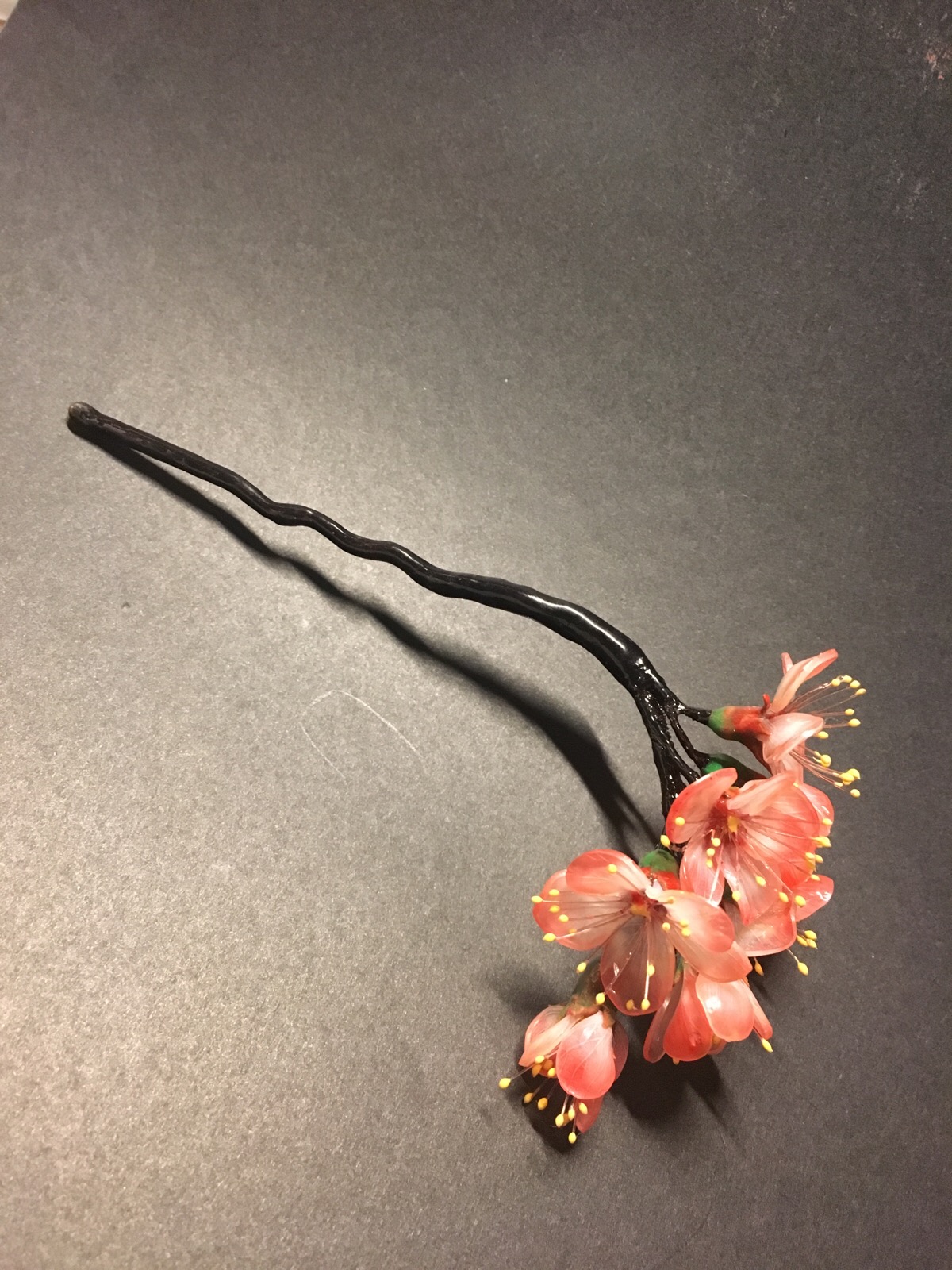 看到美丽的花儿总想摘一朵别在发间,于是,有了这一系列的花簪……原创