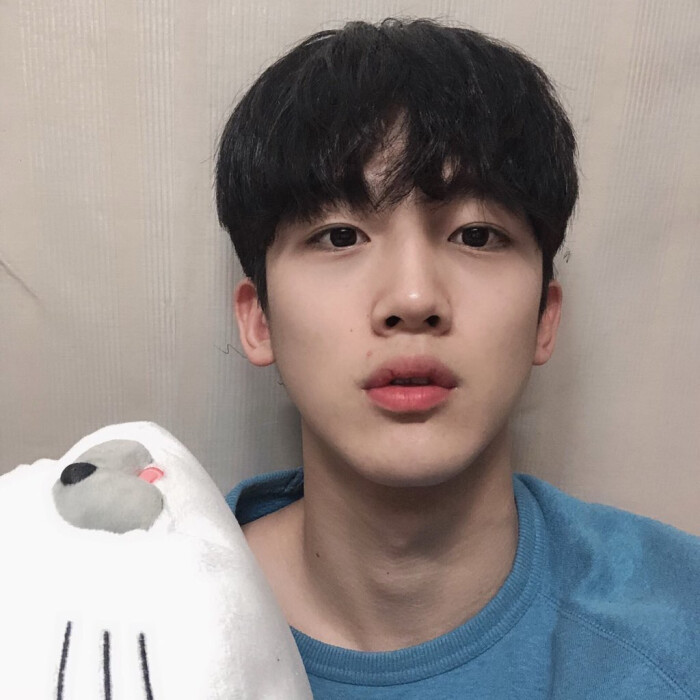 producex101 金曜汉 ins:y_haa.