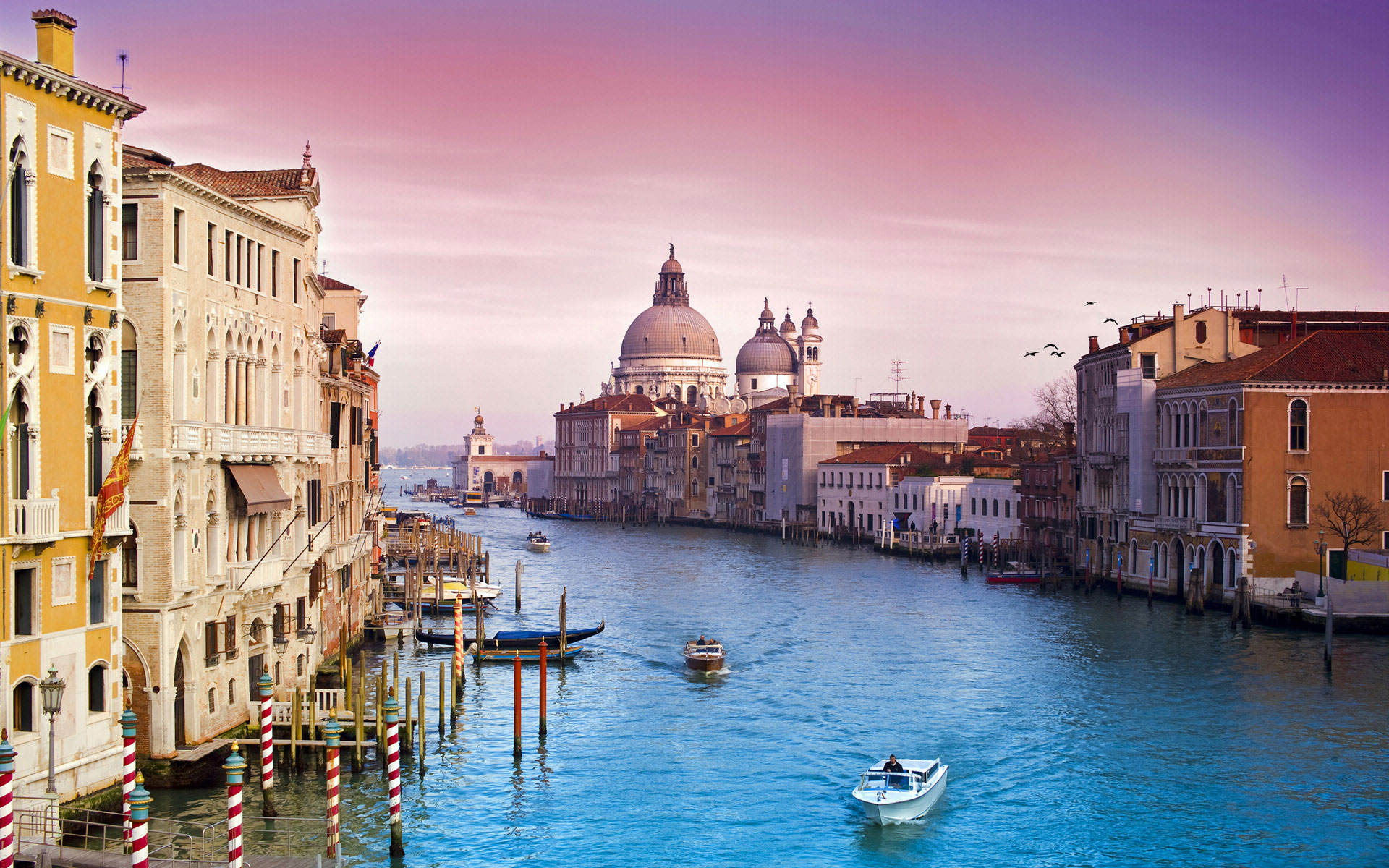 威尼斯圣托里尼岛迷人风景壁纸-高清桌面