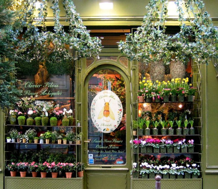 flower shop in paris