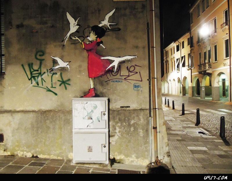 动漫|第8页_kenny random是意大利的一名街头艺术家,他在帕多瓦的街道