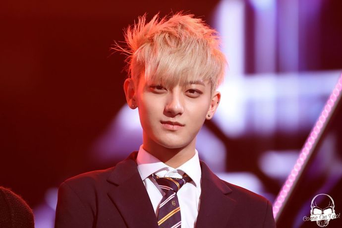 黄子韬 tao exo