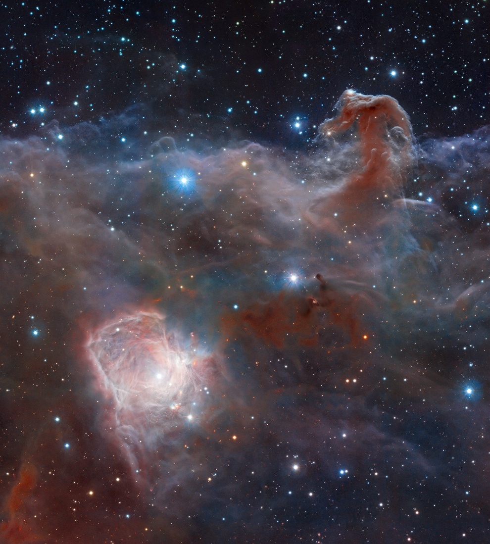 马头星云的广景影像 ,围绕在著名的马头星云周围的星际物质构成了这