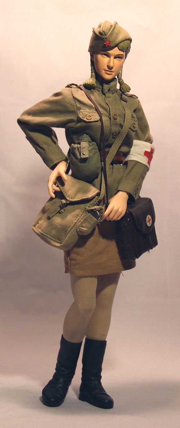 绽放的玫瑰:苏军女兵兵人