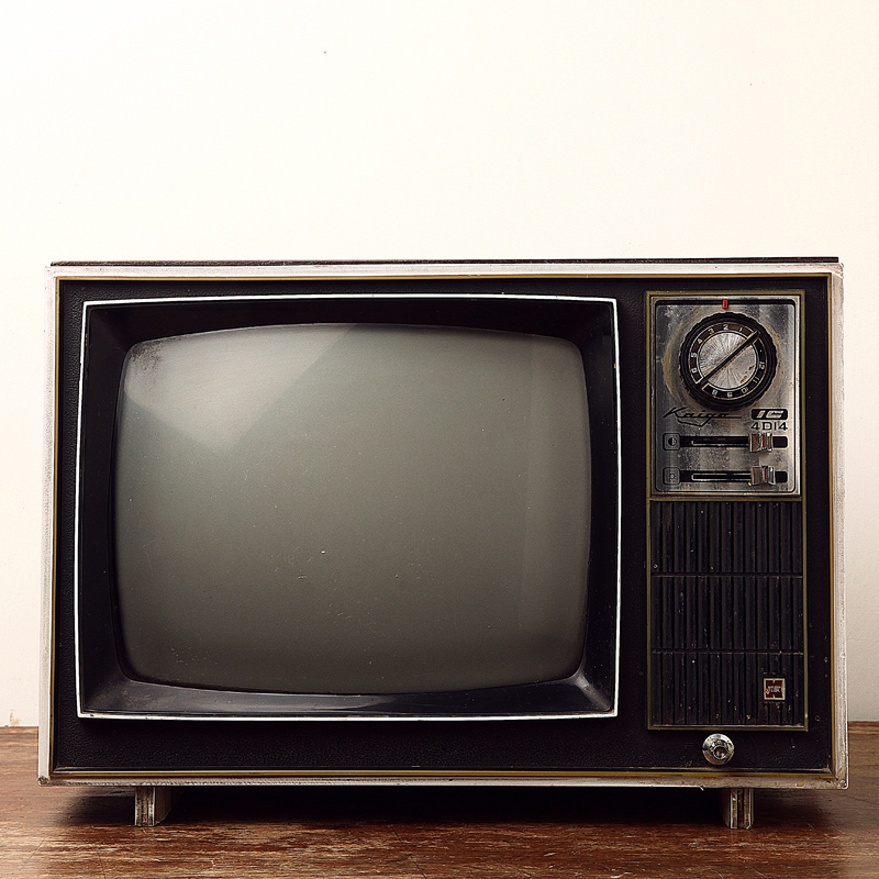 【古董老旧货】vintage老黑白电视机 70年代 木壳 依旧可使用