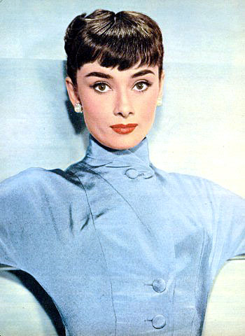 奥黛丽·赫本(audrey hepburn)雕刻般的五官