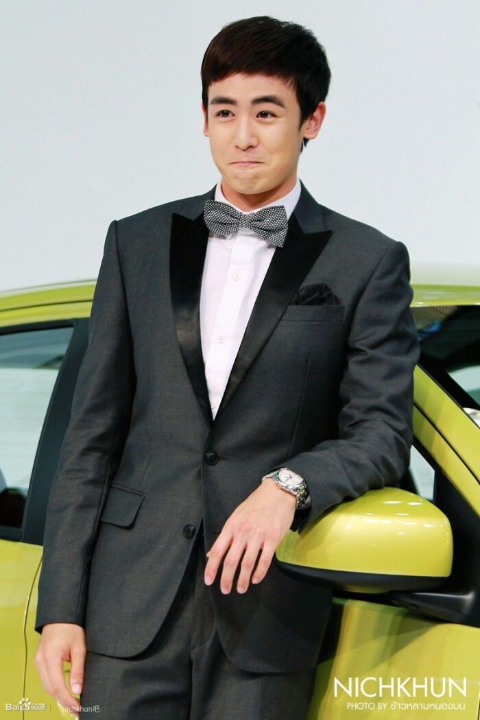 nichkhun 尼坤