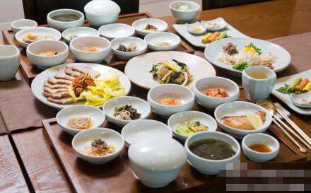 韩国文化#不辣的韩国美食:韩国的代表食物中,泡菜,炒年糕,拌饭等大