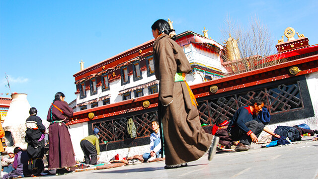 成都到西藏林芝 - 拉萨 - 纳木错 飞卧8日 - 玩味