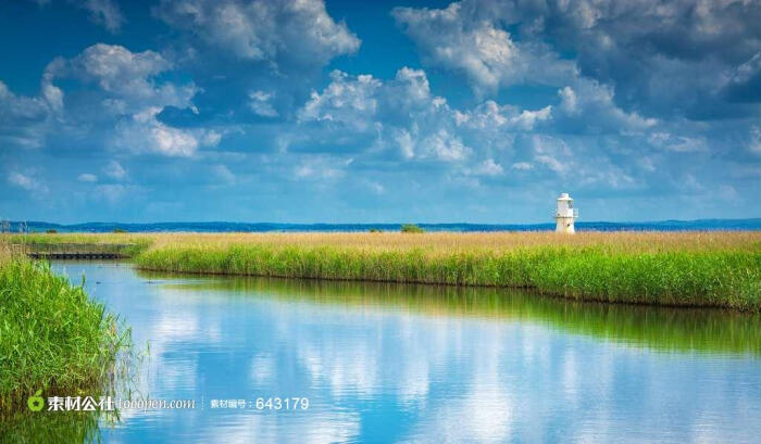 唯美蓝天白云河流芦苇风光摄影背景桌面壁纸图片素材