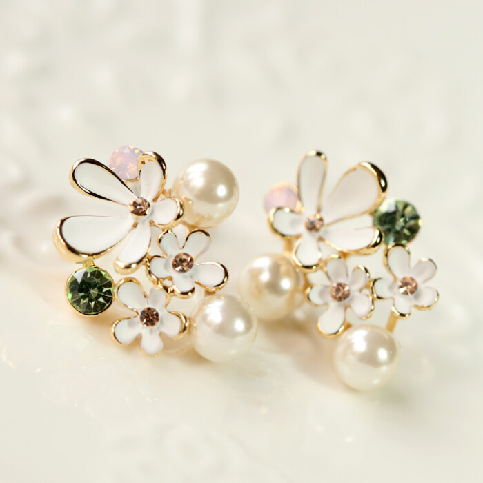 韩国气质 甜美浪漫珍珠镶钻三朵五瓣花 耳钉 耳环 耳饰