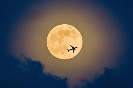网友实拍的超级月亮美图