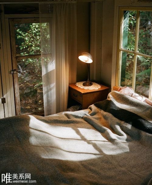 温暖柔和的森林系卧室装修风格 岁月静好的小文艺范