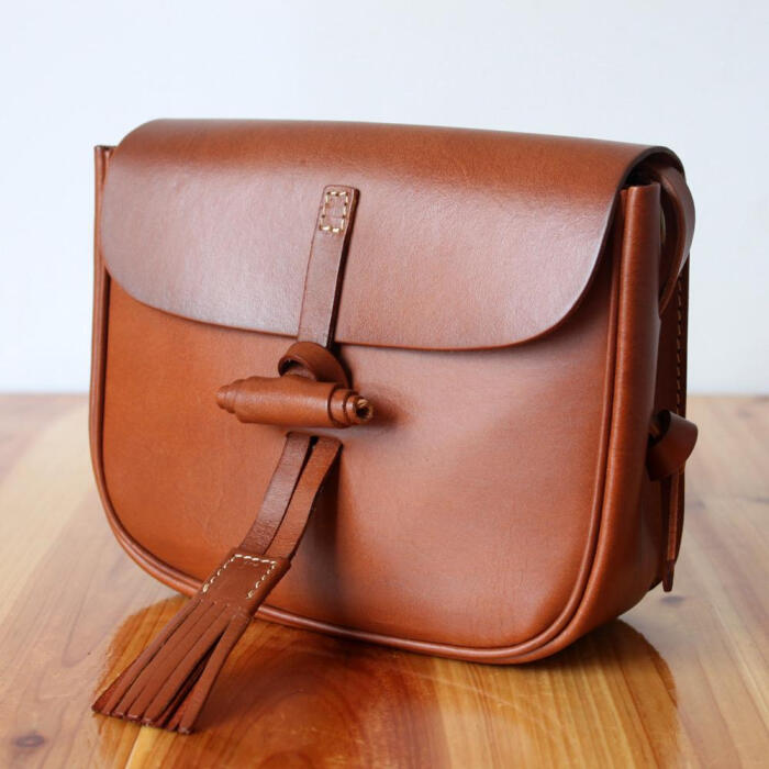 爱皮艺 植鞣牛皮手工复古学院剑桥包单肩斜…