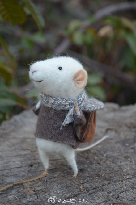 这组甜蜜的兔子和老鼠家族,是来自智利的Jo…