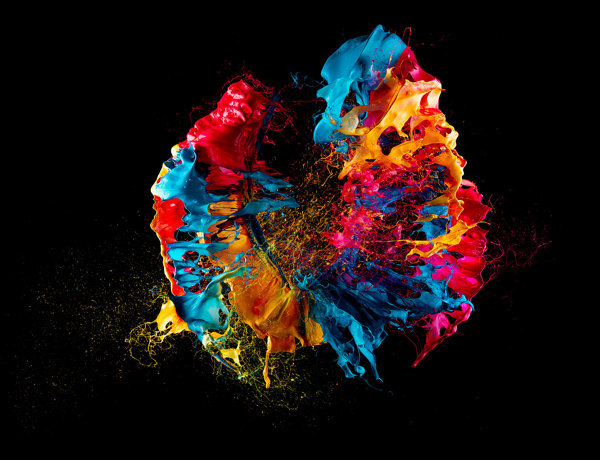 个性创意的色彩斑斓颜料喷溅静帧摄影艺术作品《喷溅》