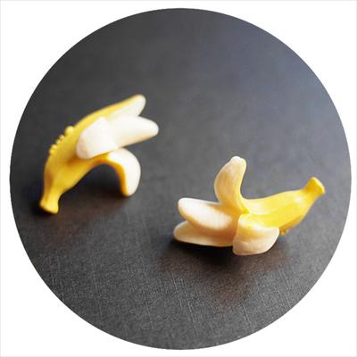 日本原宿大香蕉 Zipper街拍同款防过敏耳钉 耳